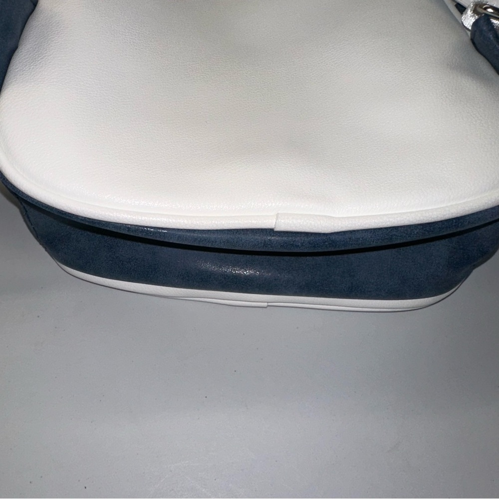 Star Wars Her Universe Asoka Tano Backpack - Picture 4 of 7